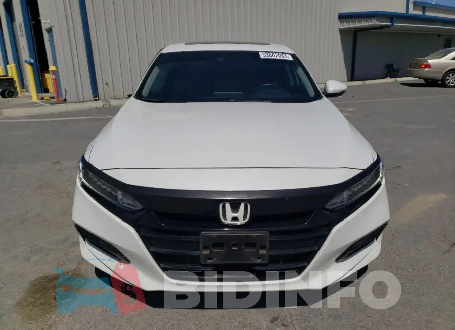 1HGCV1F53KA063552 Photo# 5