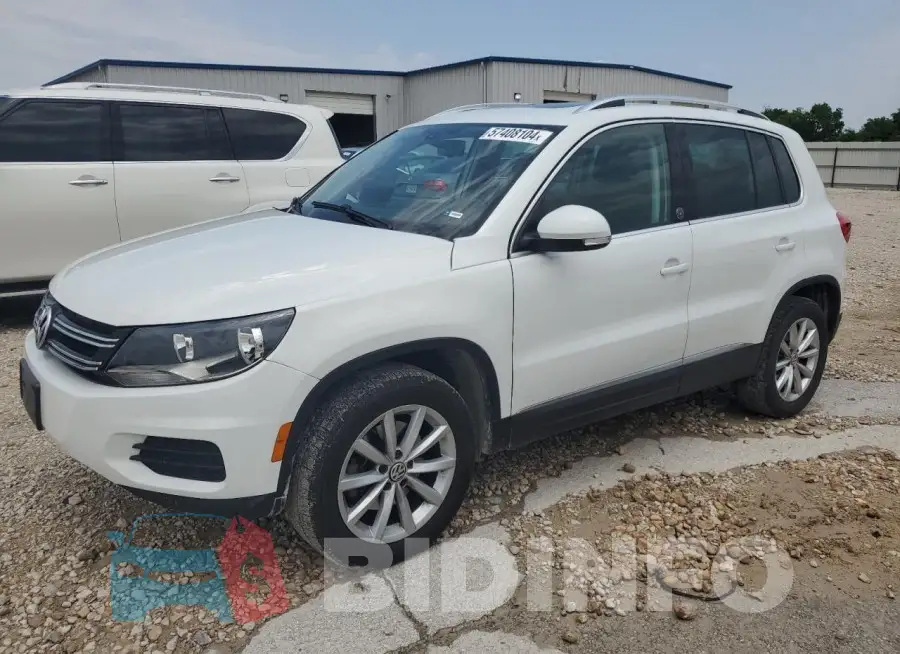 WVGRV7AX7HW507513 Photo# 1