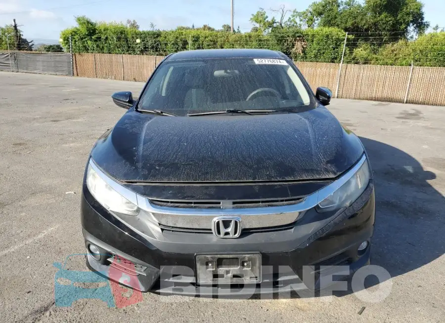19XFC2F51HE233744 Photo# 5