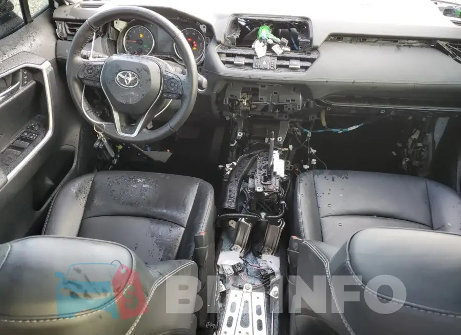 2T3A1RFV6KW073381 Photo# 8