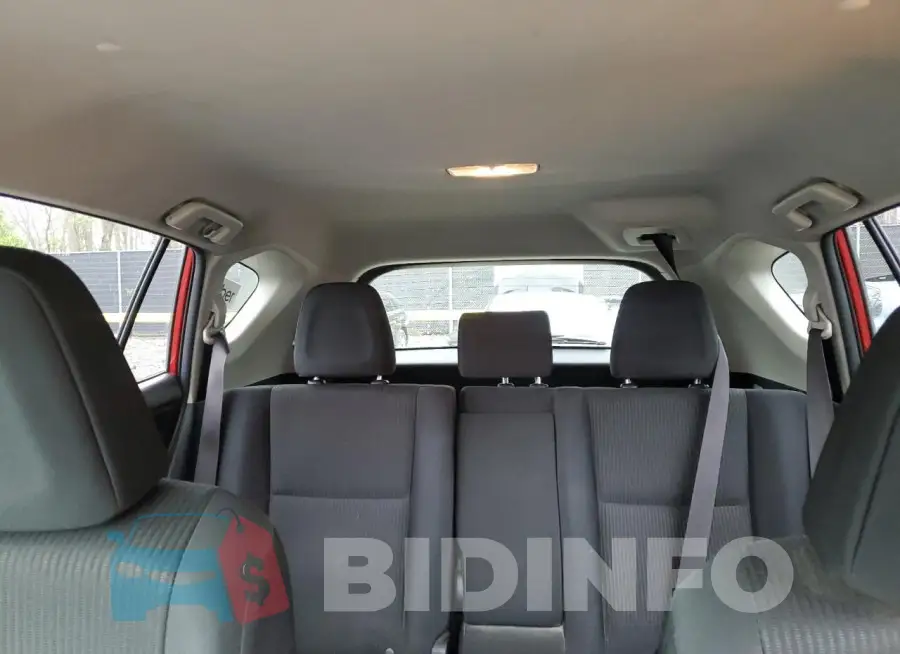 JTMZFREV2HJ121844 Photo# 10