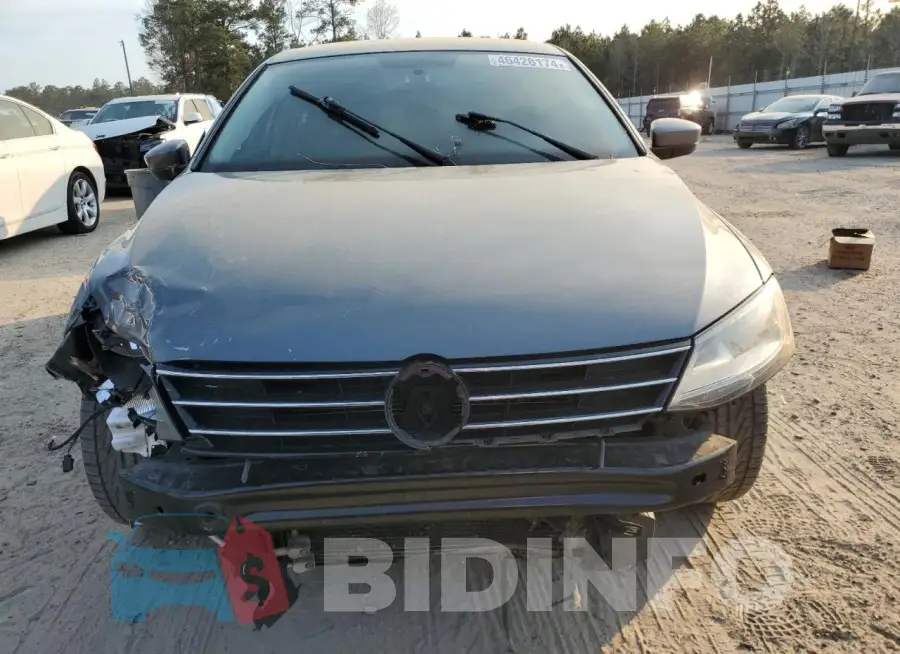 3VW2B7AJ0HM242599 Photo# 5
