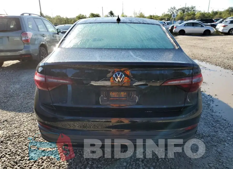 3VW7M7BU2NM012258 Photo# 6