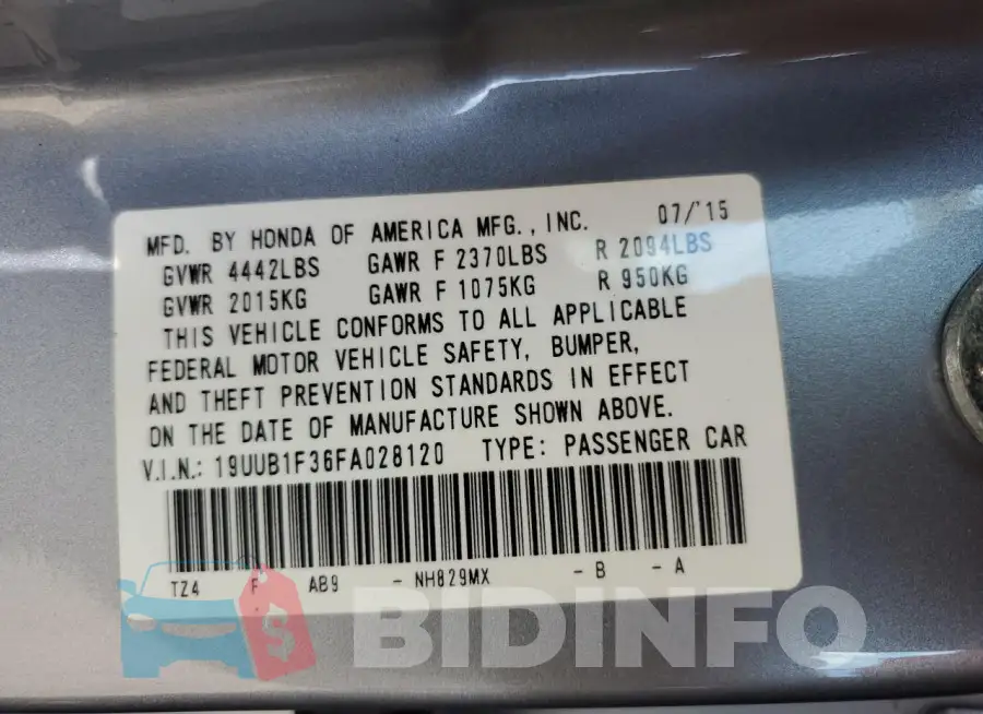 19UUB1F36FA028120 Photo# 12