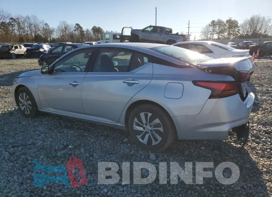 1N4BL4BV8NN351982 Photo# 2
