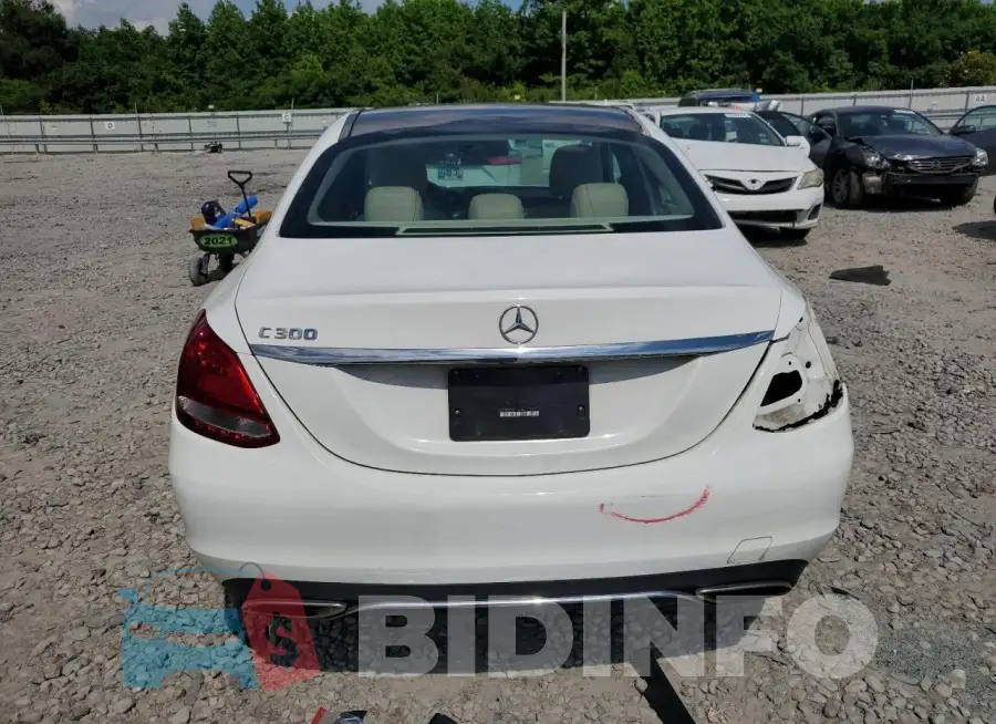 55SWF4JB9HU184785 Photo# 6
