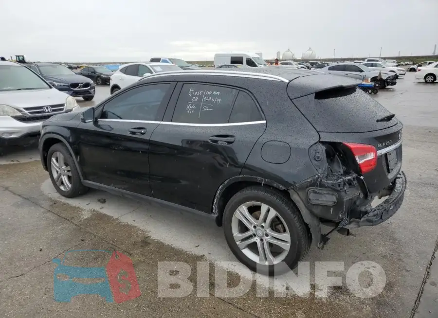 WDCTG4GB2FJ160286 Photo# 2