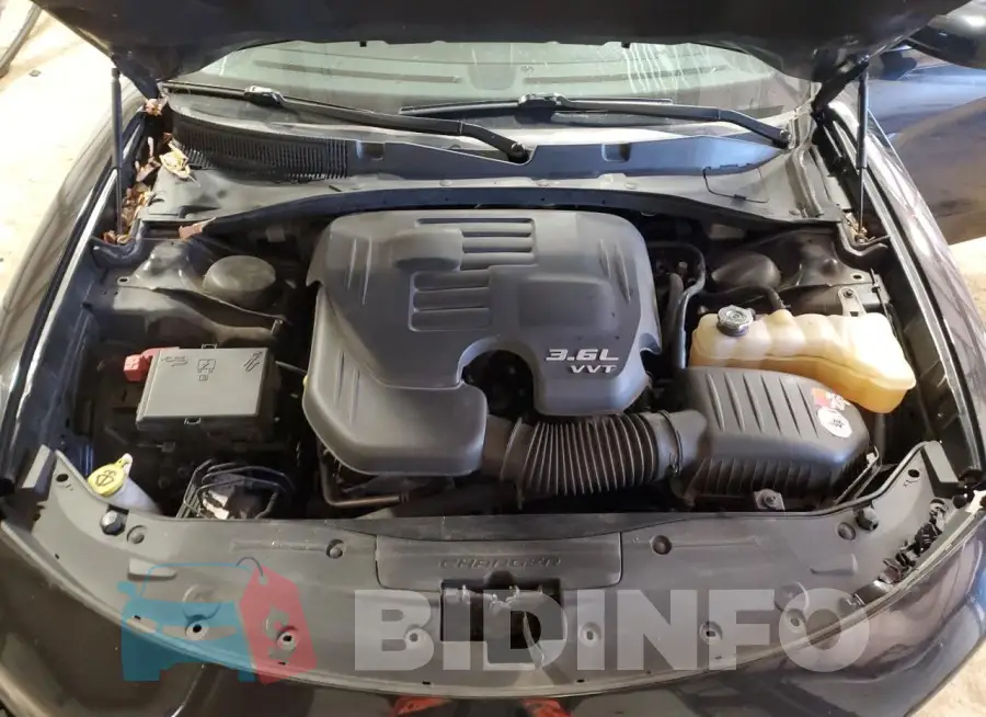 2C3CDXHGXKH562017 Photo# 11