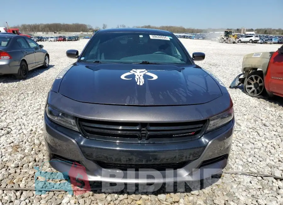 2C3CDXJG8FH908372 Photo# 5