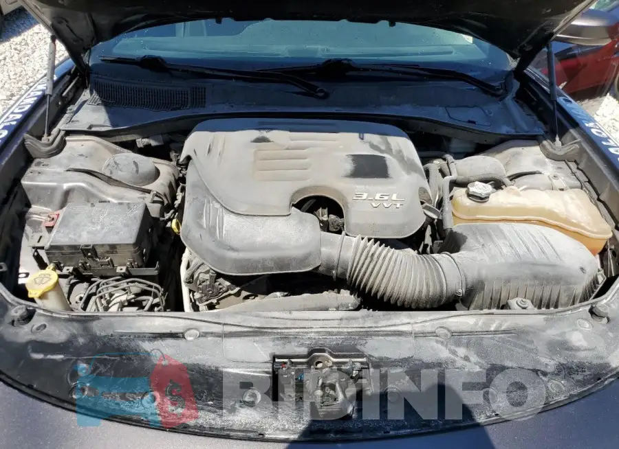 2C3CDXJG8FH908372 Photo# 11