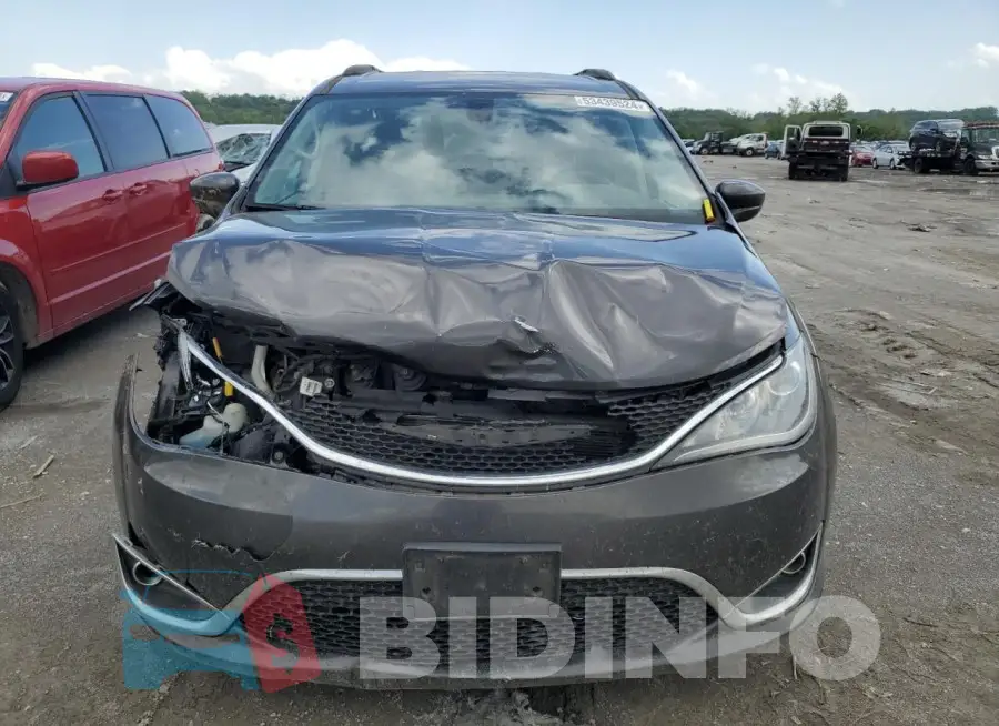 2C4RC1BG1HR503164 Photo# 5
