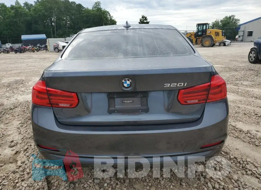 WBA8A9C55GK615621 Photo# 6