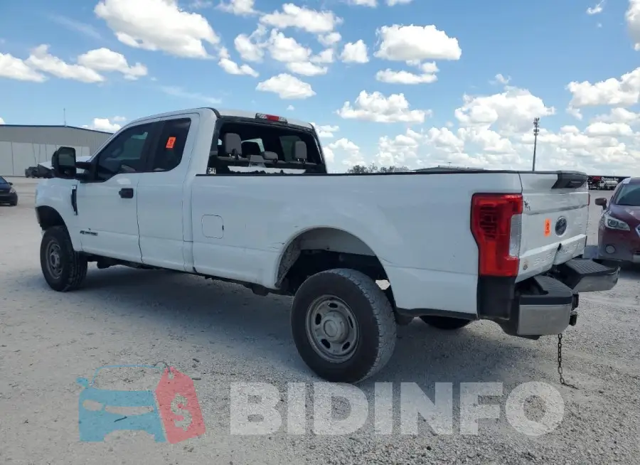 1FT7X2BT7HEC66742 Photo# 2