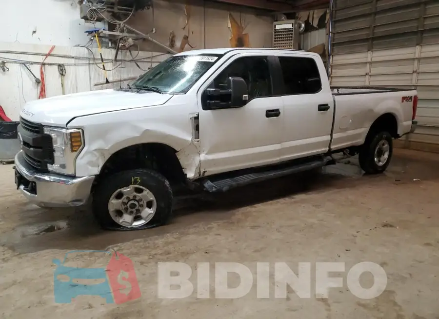 1FT8W3B62JEB44576 Photo# 1