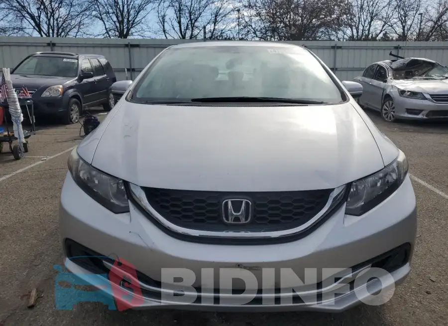 19XFB2F53FE106526 Photo# 5
