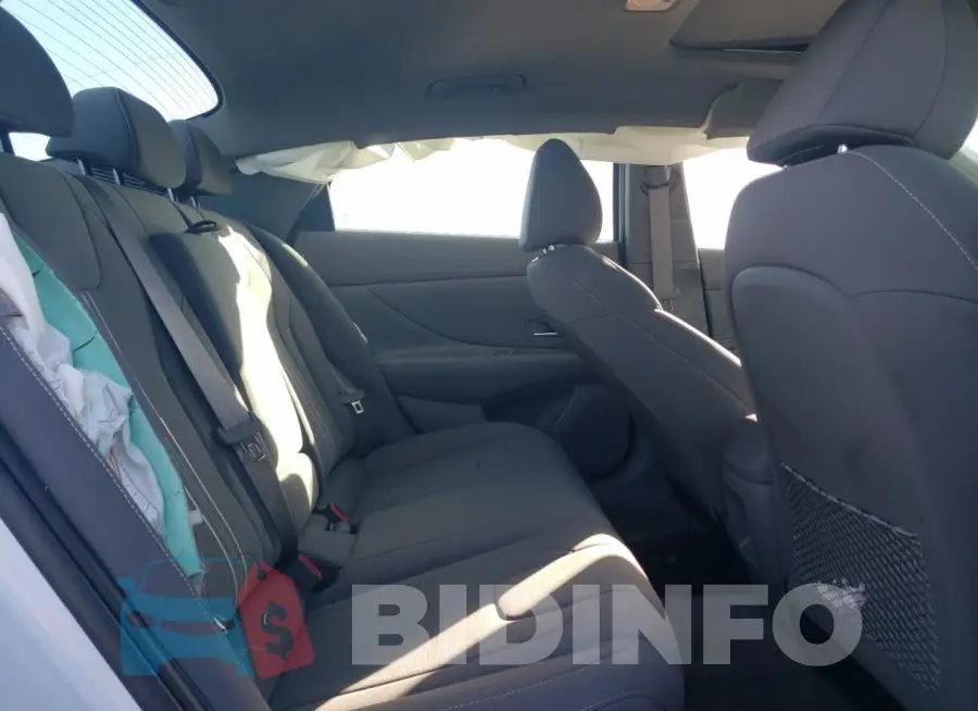 KMHLS4DG0RU657954 Photo# 10
