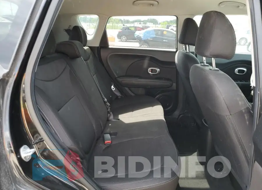 KNDJN2A2XH7412494 Photo# 10