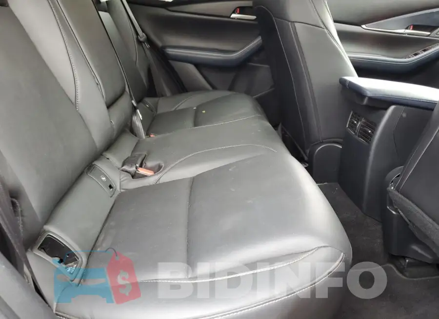 3MVDMACL3LM128802 Photo# 10