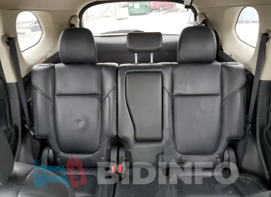 JA4AD3A31LZ019878 Photo# 10