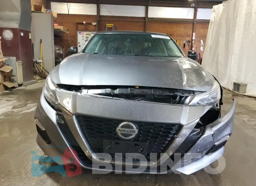 1N4BL4CV4MN305742 Photo# 5