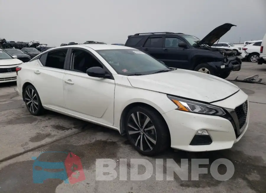 1N4BL4CV6MN339827 Photo# 4