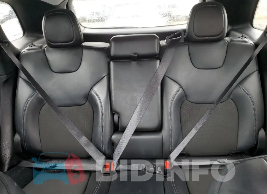 1C4PJMLB6MD225912 Photo# 10