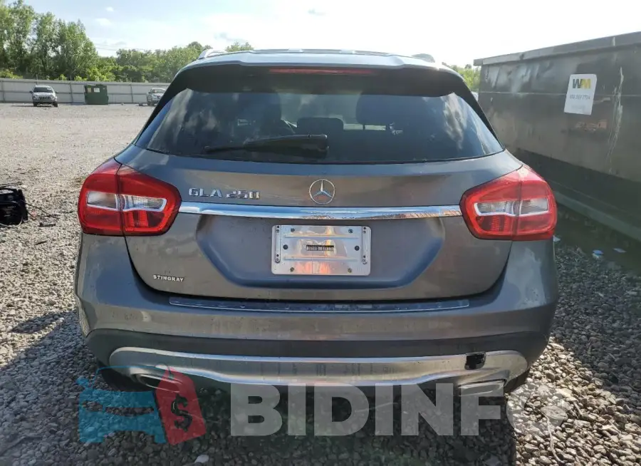 WDCTG4EB8GJ201976 Photo# 6