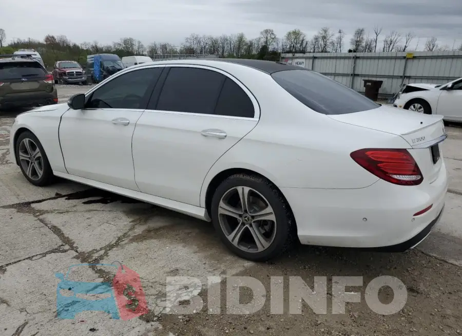 WDDZF4JB1HA283257 Photo# 2