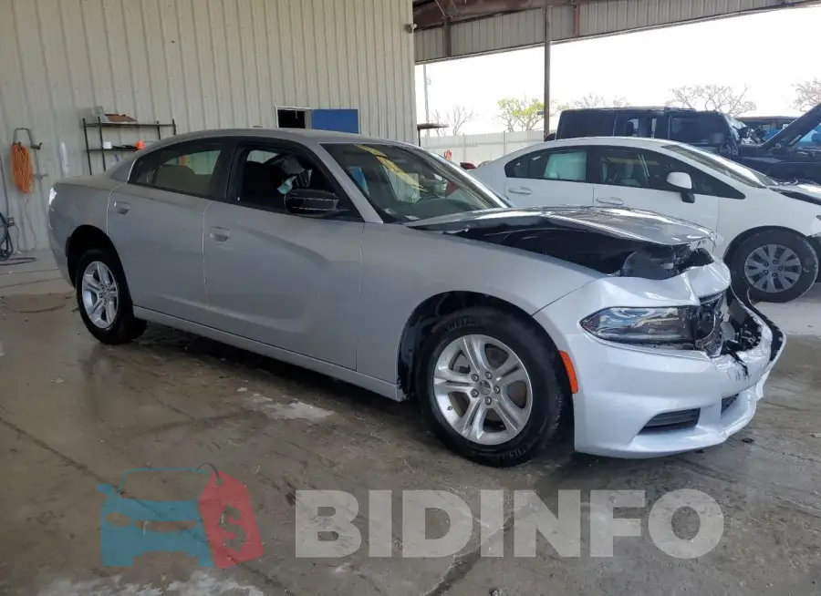 2C3CDXBG4PH528798 Photo# 4