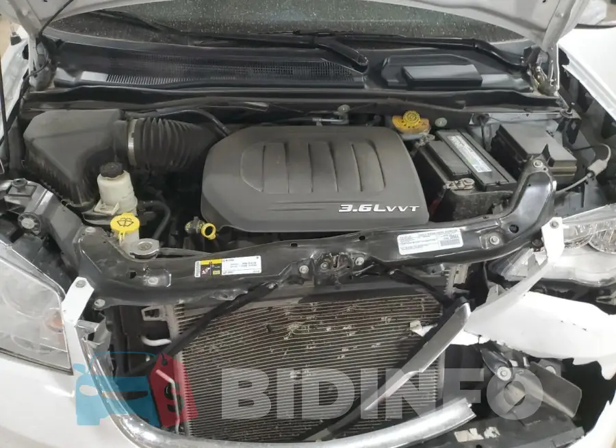 2C4RC1JG6GR239083 Photo# 12