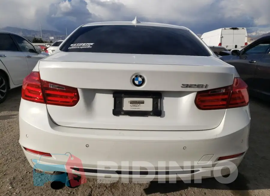 WBA3A5G58FNS84849 Photo# 6