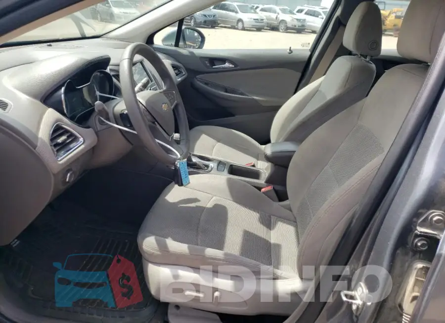 1G1BE5SM2J7161801 Photo# 7