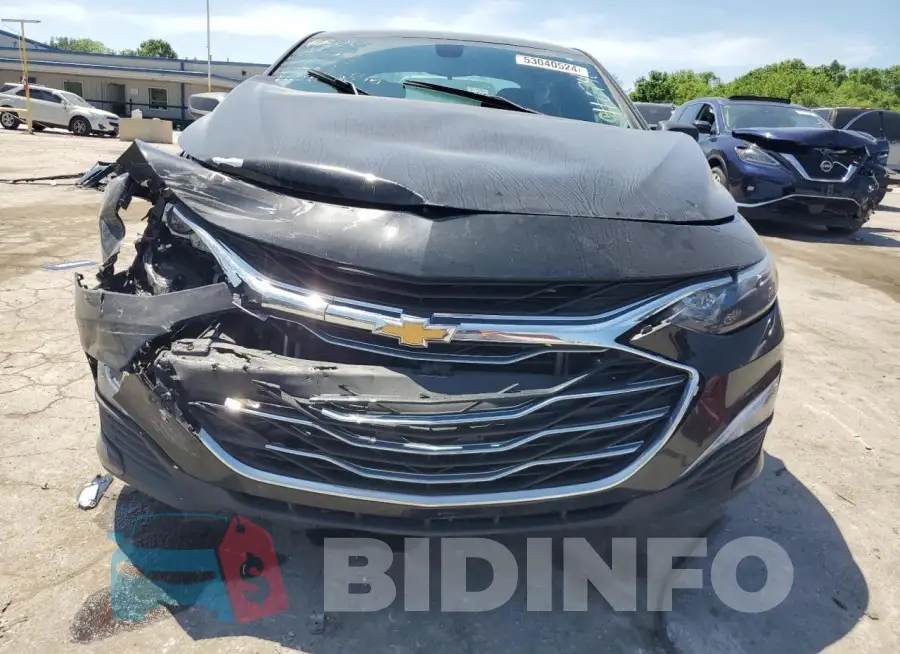 1G1ZB5ST2NF190743 Photo# 5