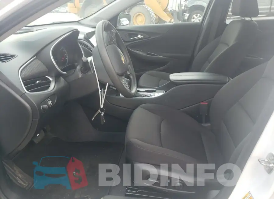 1G1ZD5ST3PF224282 Photo# 7