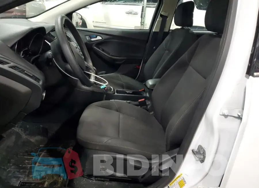 1FADP3H28HL220782 Photo# 7