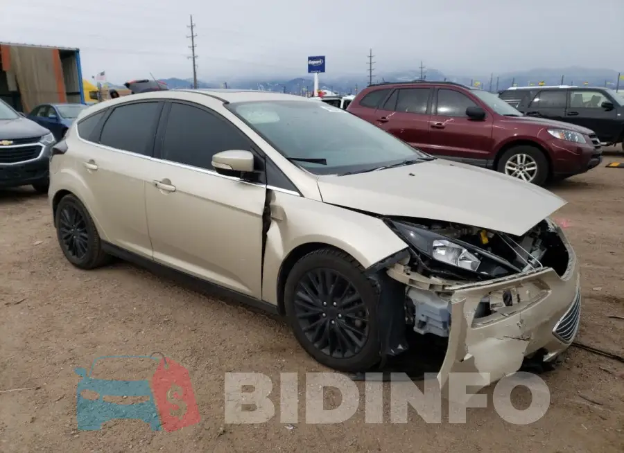1FADP3N23JL249682 Photo# 4