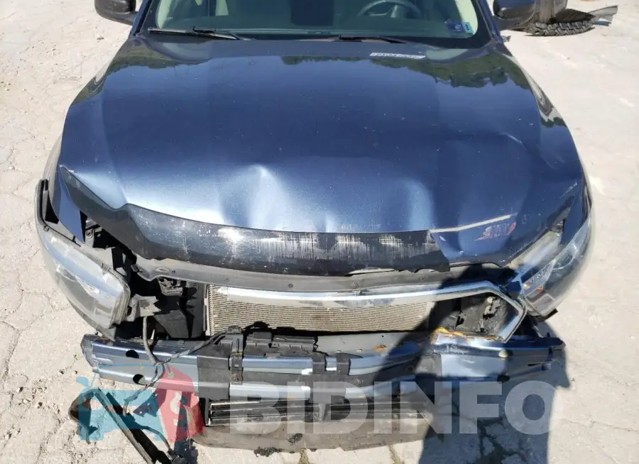 1FAHP2D82JG103901 Photo# 11