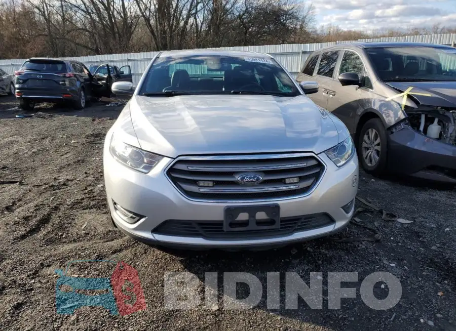 1FAHP2E84GG154095 Photo# 5