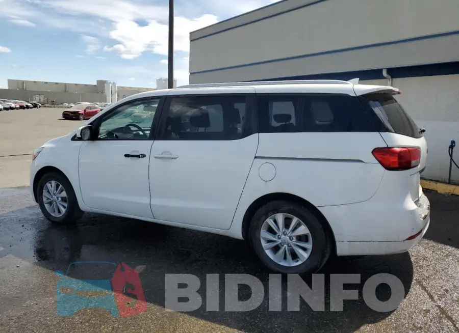KNDMB5C19F6038815 Photo# 2