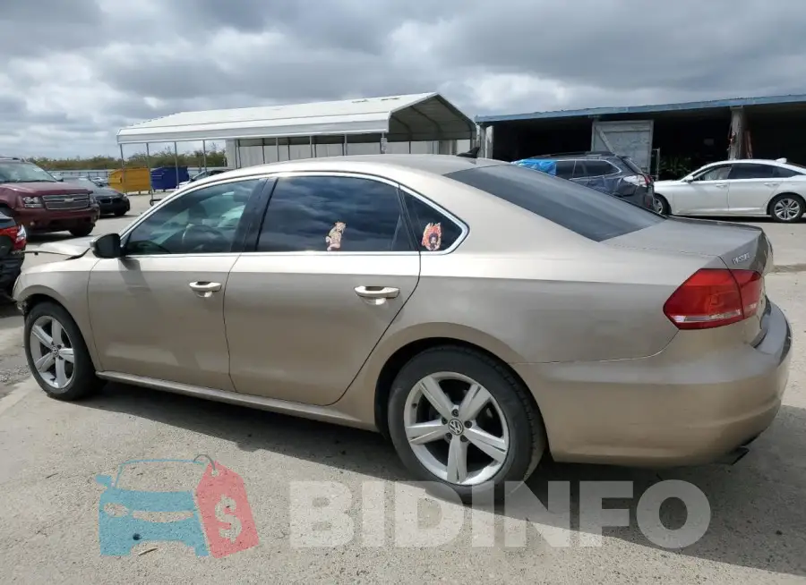 1VWBT7A32FC065213 Photo# 2