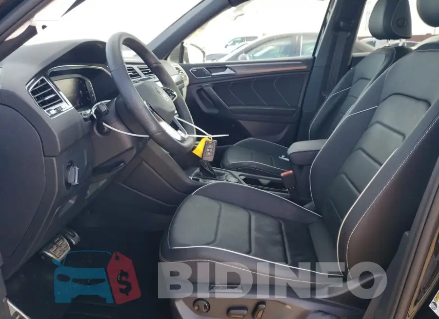 3VV4B7AX7NM170717 Photo# 7