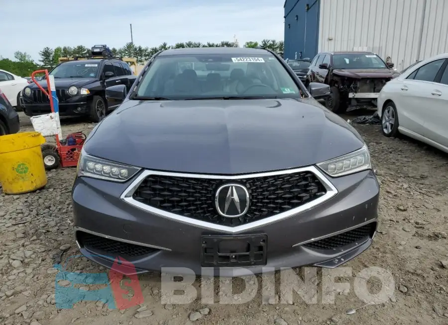 19UUB1F52JA007730 Photo# 5