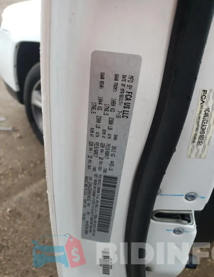 1C4NJCEA3HD102161 Photo# 12