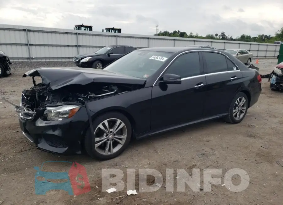 WDDHF9HB3FB127100 Photo# 1