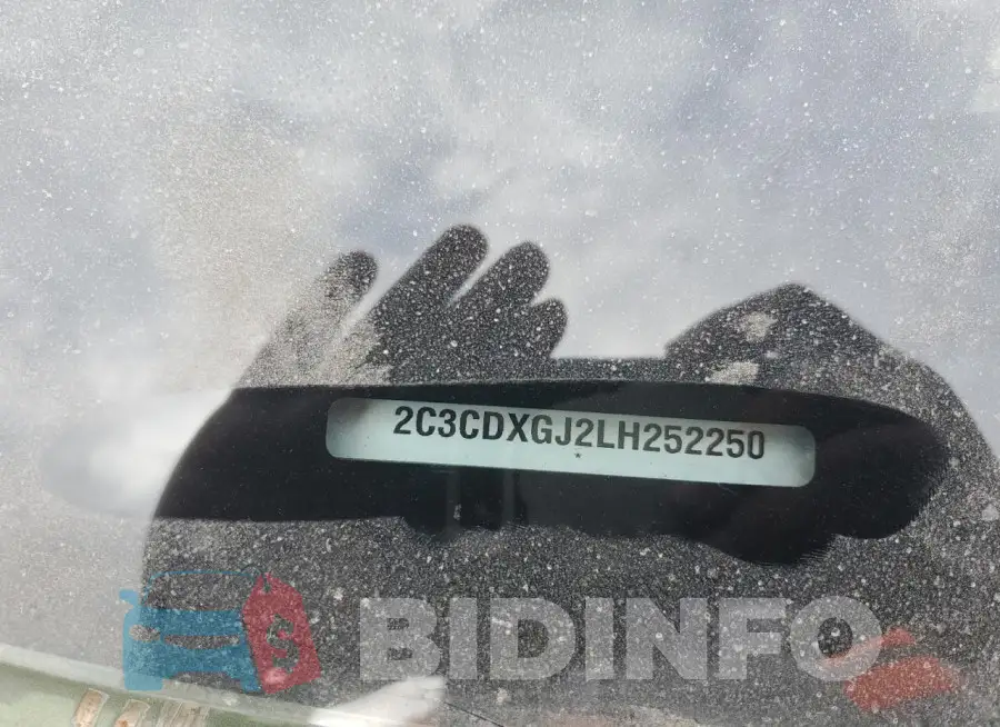 2C3CDXGJ2LH252250 Photo# 12