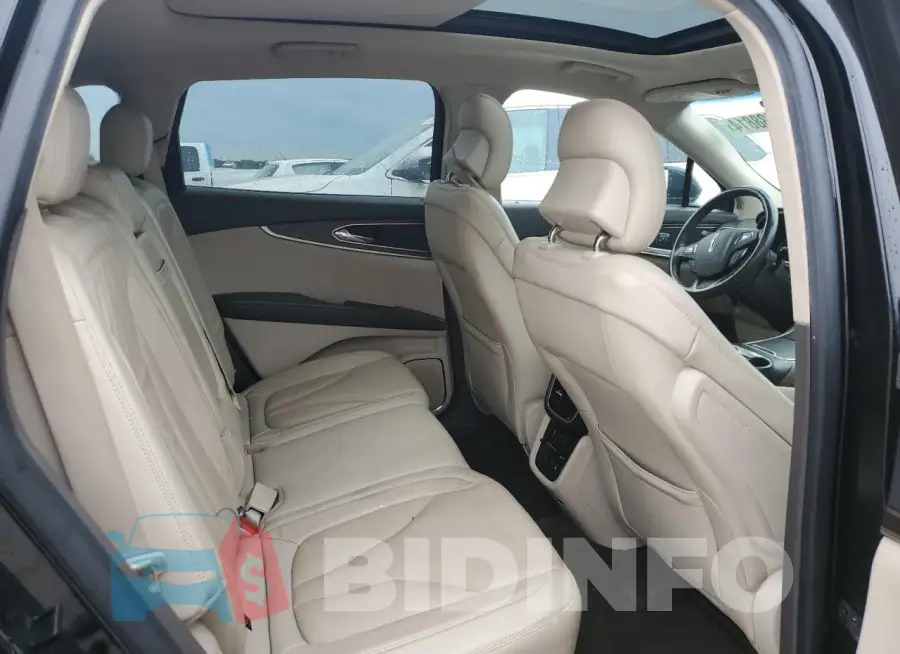 2LMPJ6LRXJBL45349 Photo# 11