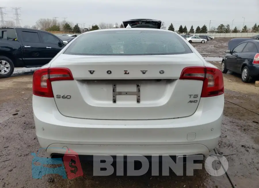 YV1612TK8F1340400 Photo# 6