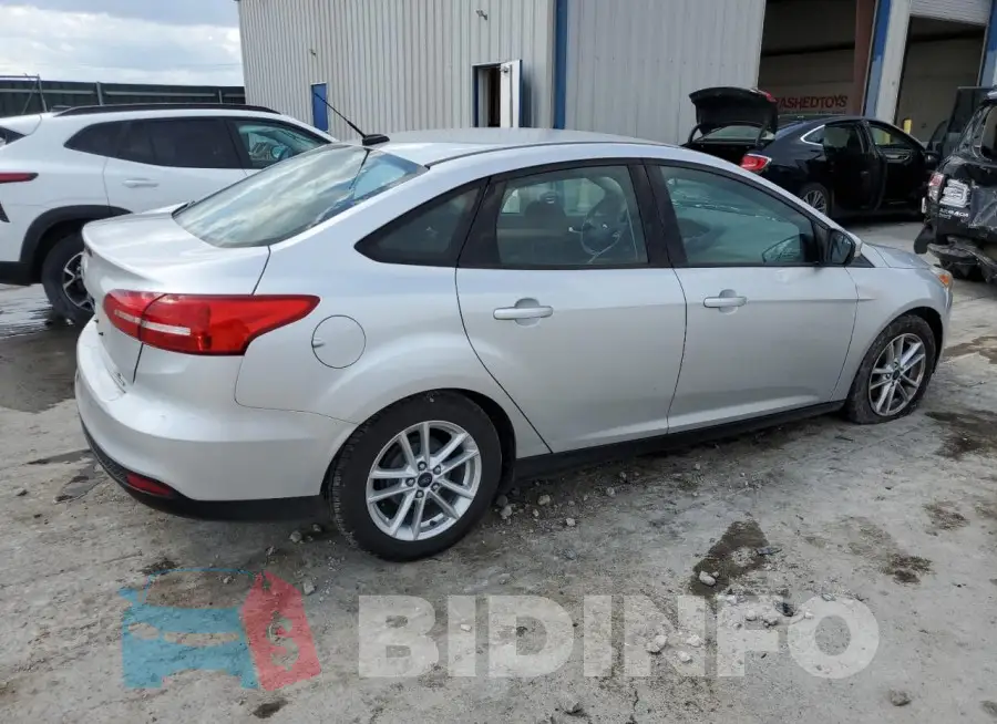 1FADP3F2XGL310890 Photo# 3