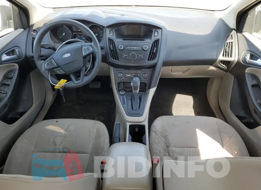 1FADP3F2XHL268125 Photo# 8