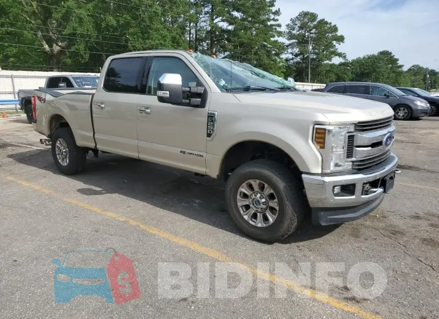 1FT7W2BT5JEB67863 Photo# 4